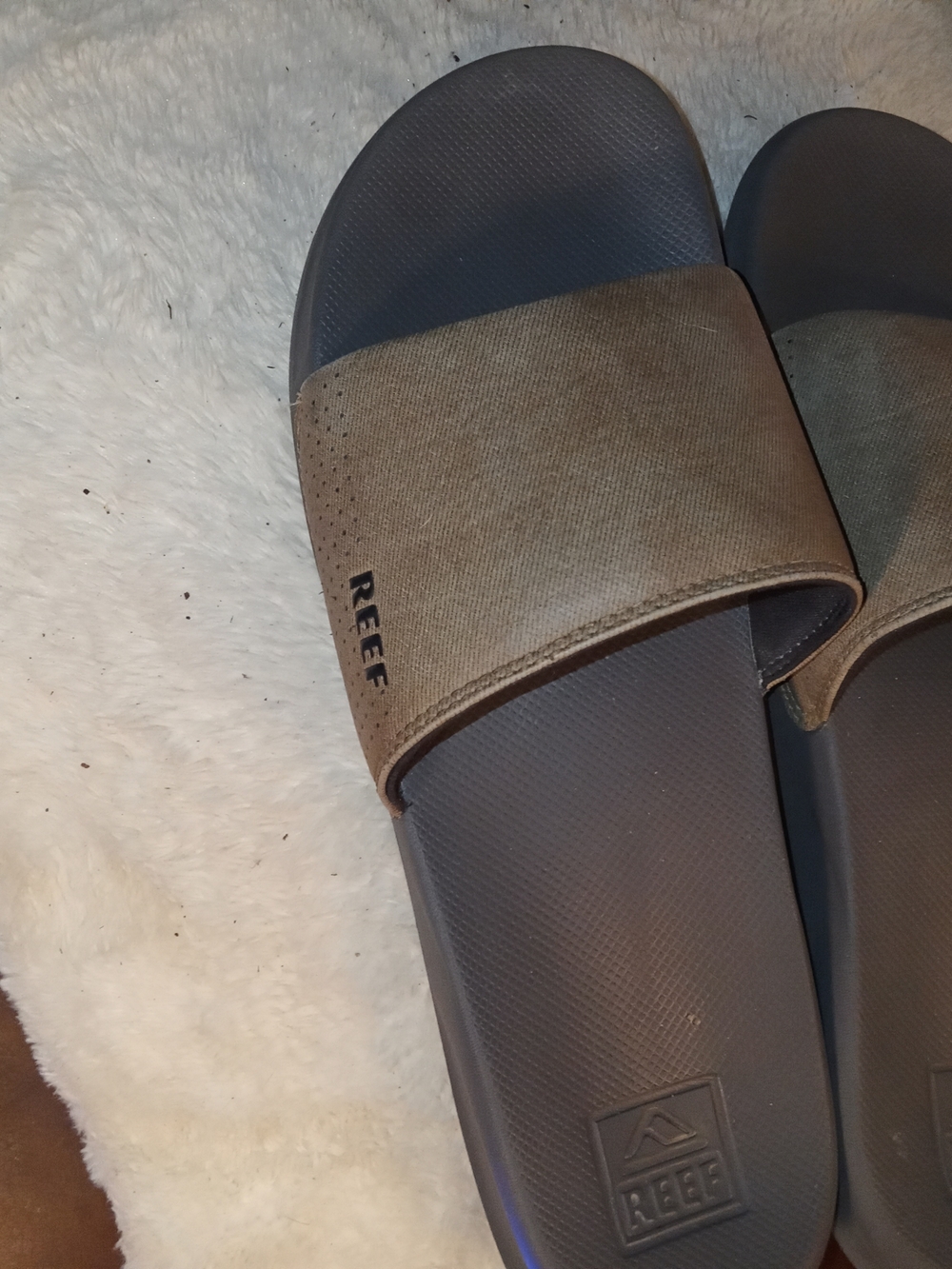 Reef Men’s Gray Footbed with Brown Strap Slide Sandals